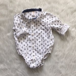 Infant boy size 12-18 months onesie shirt